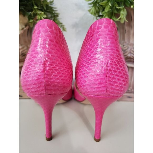 Oscar de la Renta Pink Snake w/ Flower Peddles heel - Picture 6 of 12